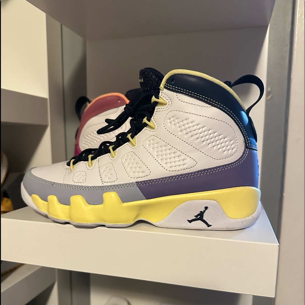 WOMENS AIR JORDAN 9
"CHANGE THE WORLD" may have the box still